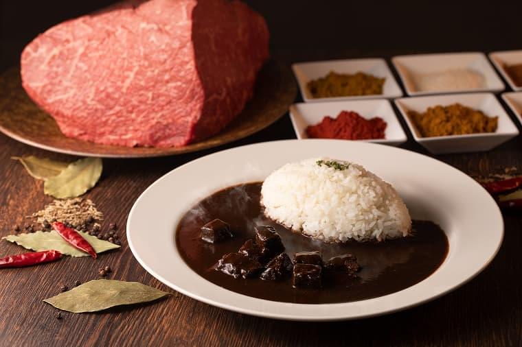 ホテルザセレスティン東京芝カレーギフトの、コクのあるカレーライスのイメージ写真。